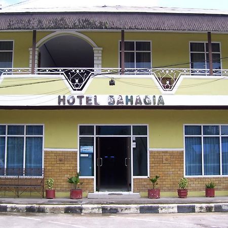 Hotel Bahagia Pangkalanbuun Kültér fotó